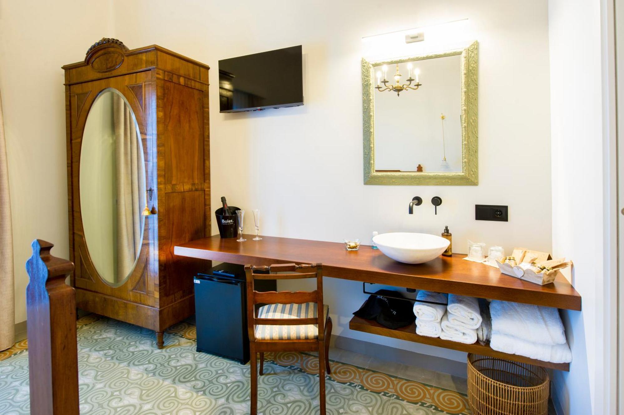 Bed and Breakfast Bolet Casa Modernista Castellvi de la Marca Esterno foto