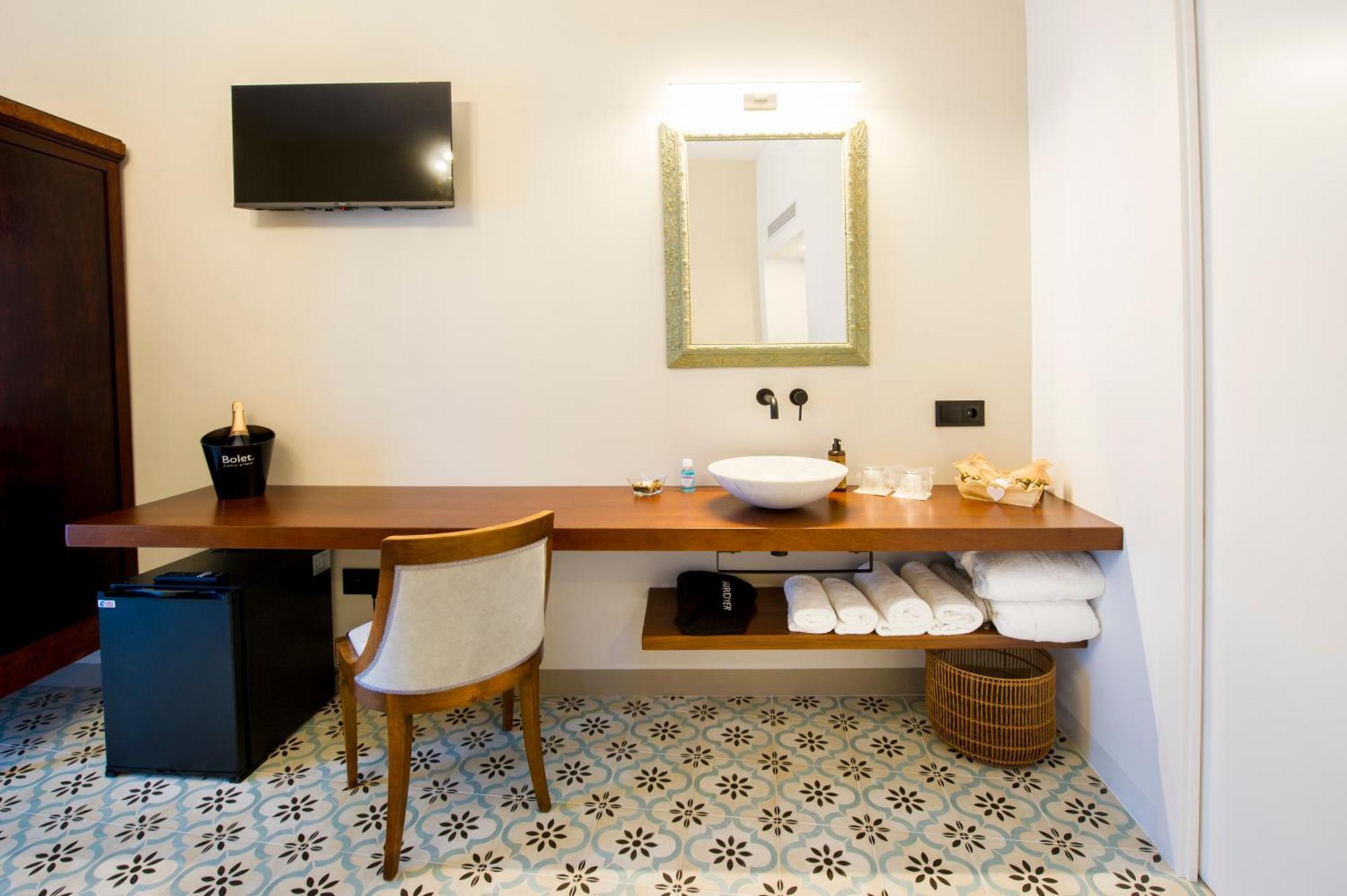 Bed and Breakfast Bolet Casa Modernista Castellvi de la Marca Esterno foto